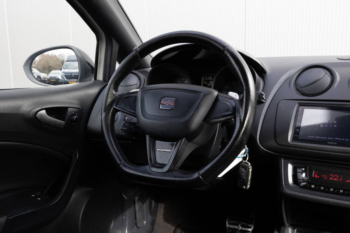 SEAT Ibiza SEAT Ibiza | CUPRA BOCANEGRA 180 PK | PANO | NAVI | NW. KETTING