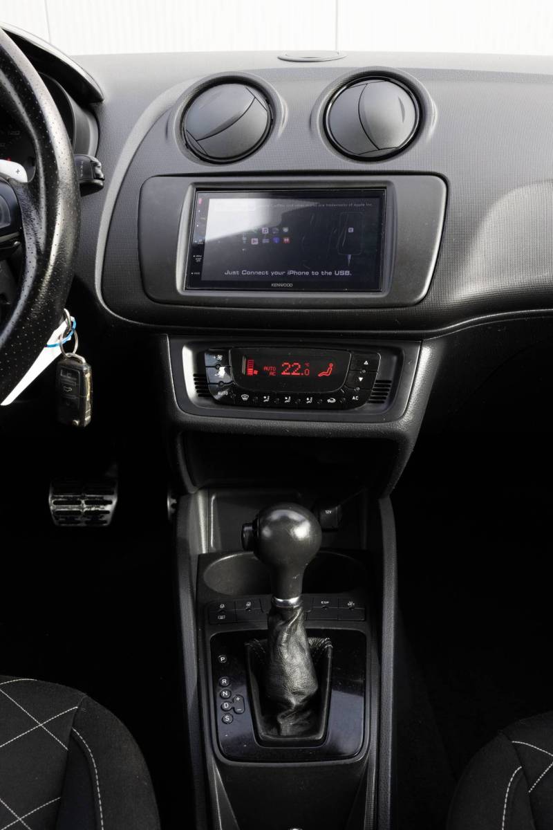 SEAT Ibiza SEAT Ibiza | CUPRA BOCANEGRA 180 PK | PANO | NAVI | NW. KETTING
