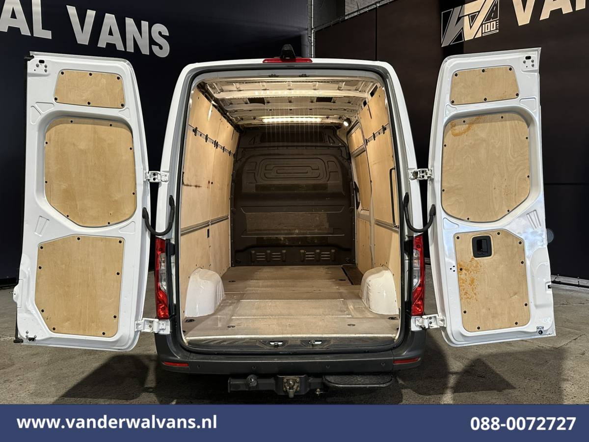 Mercedes-Benz Sprinter Mercedes-Benz Sprinter 315 CDI 150pk 3500kg Trekhaak L2H2 Euro6 Airco | Camera | Apple Carplay | Cruisecontrol Android Auto, Parkeersensoren, Bijrijdersbank