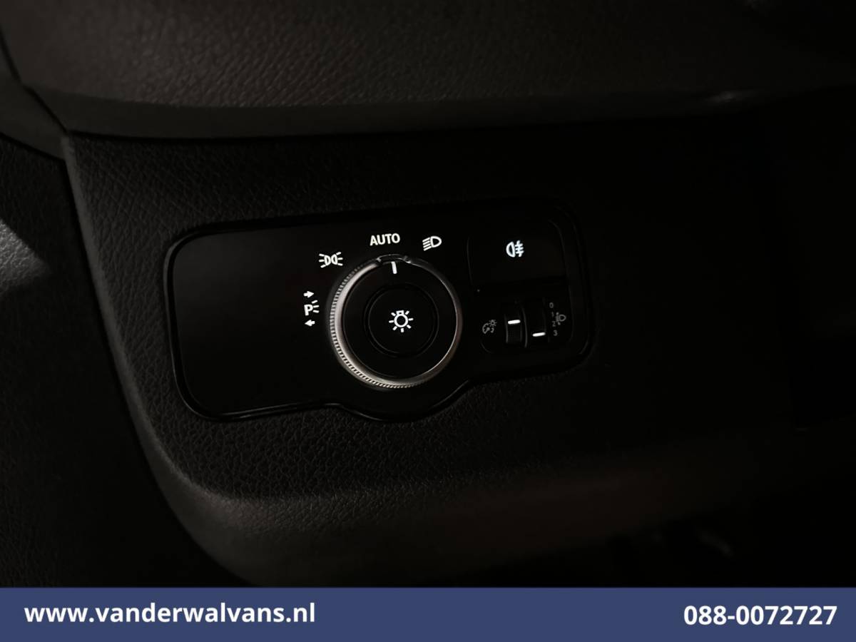 Mercedes-Benz Sprinter Mercedes-Benz Sprinter 315 CDI 150pk 3500kg Trekhaak L2H2 Euro6 Airco | Camera | Apple Carplay | Cruisecontrol Android Auto, Parkeersensoren, Bijrijdersbank
