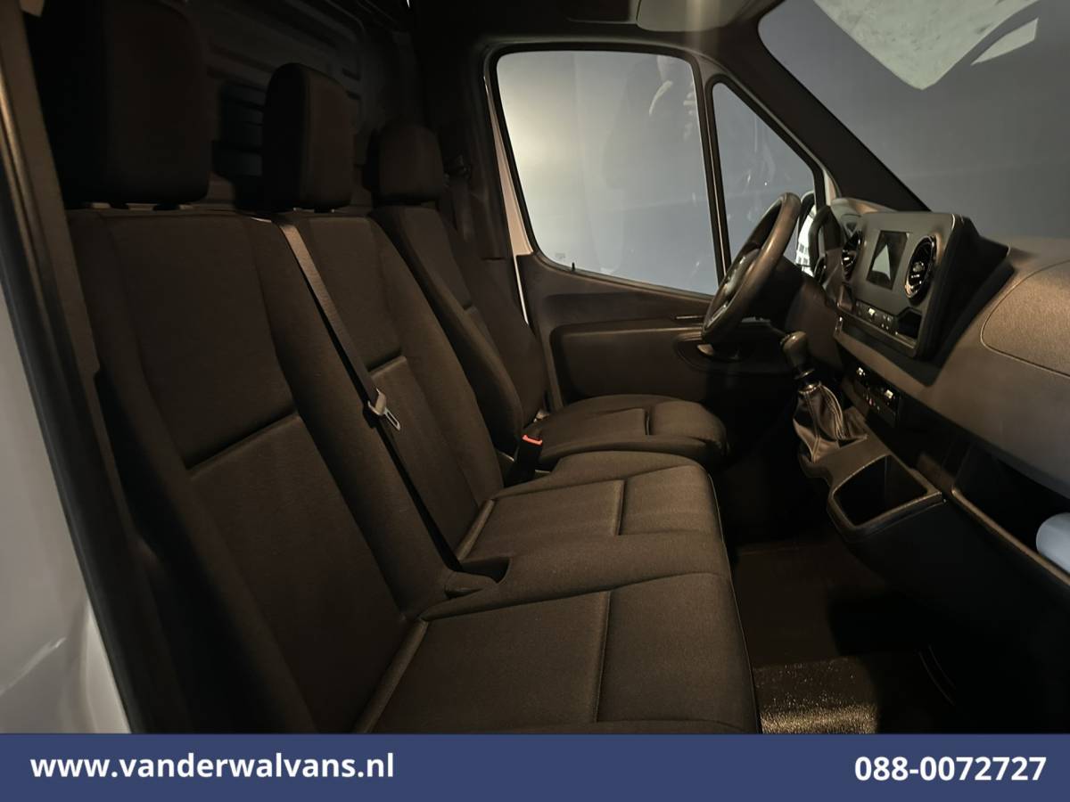 Mercedes-Benz Sprinter Mercedes-Benz Sprinter 315 CDI 150pk 3500kg Trekhaak L2H2 Euro6 Airco | Camera | Apple Carplay | Cruisecontrol Android Auto, Parkeersensoren, Bijrijdersbank