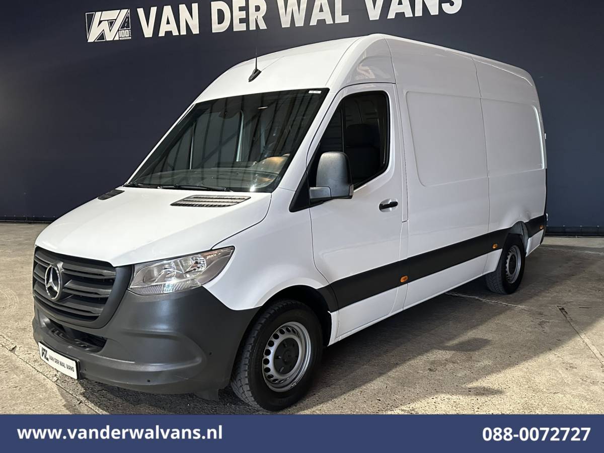 Mercedes-Benz Sprinter Mercedes-Benz Sprinter 315 CDI 150pk 3500kg Trekhaak L2H2 Euro6 Airco | Camera | Apple Carplay | Cruisecontrol Android Auto, Parkeersensoren, Bijrijdersbank