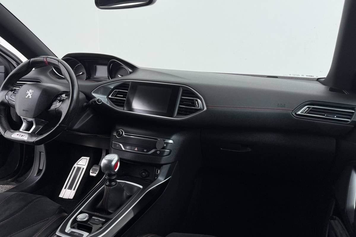 Peugeot 308 Peugeot 308 1.6 e-THP GTi 250 | Org NL | Camera | Stoelverwarming | Denon Audio | Keyless Entry/Start | Stoelmassage |