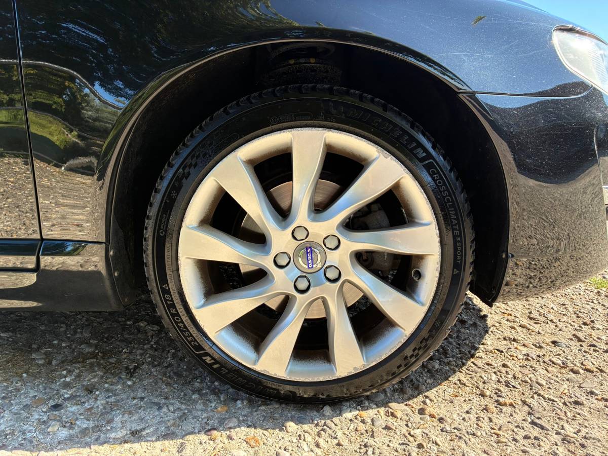 Volvo V70 Volvo V70 2.0 D3 Polar+ | Schuif/kanteldak + Harman/Kardon + Leder Nu € 7.975,-!!!