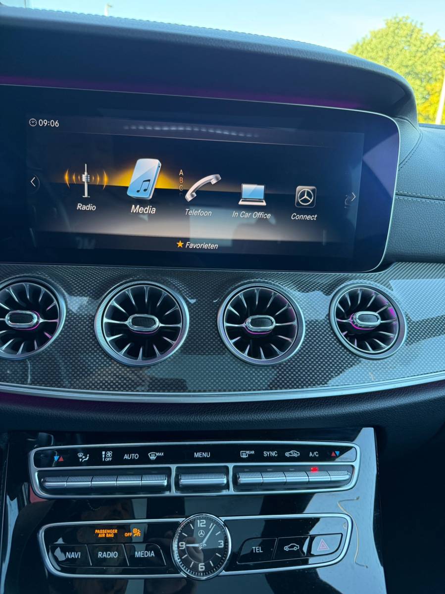 Mercedes-Benz E-Klasse Mercedes-Benz E-klasse Coupé E200 Premium+ AMG HUD Pano Burmester Leder