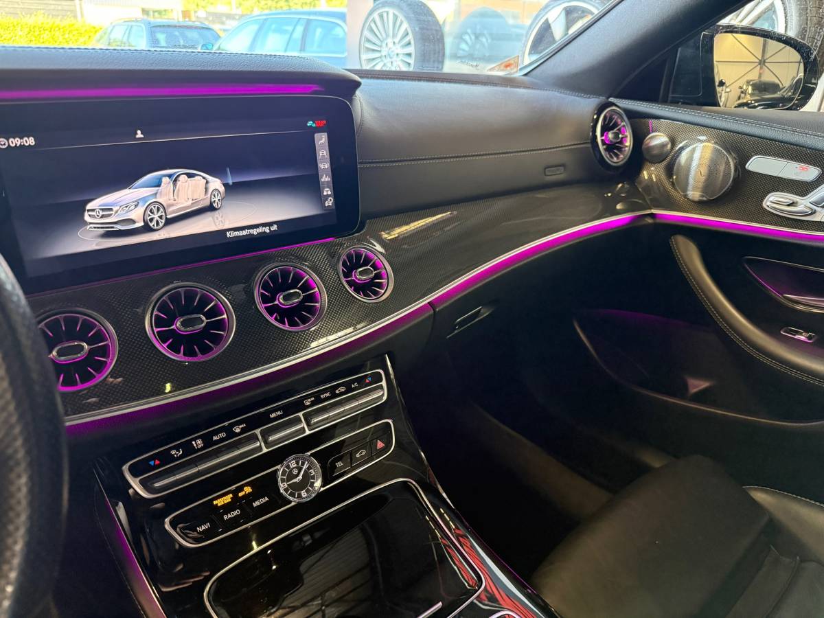 Mercedes-Benz E-Klasse Mercedes-Benz E-klasse Coupé E200 Premium+ AMG HUD Pano Burmester Leder