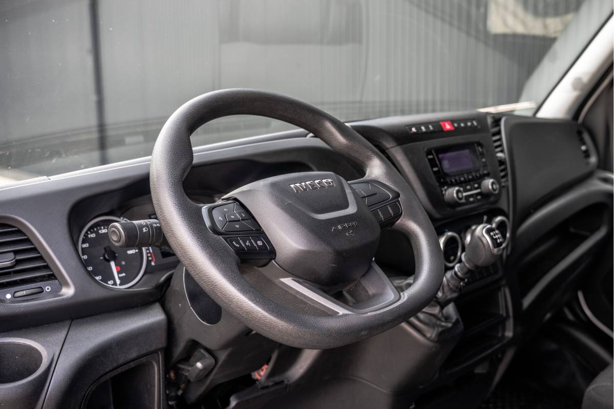 Iveco Daily Iveco Daily 35S16 | L4H2 | 157 PK | 3-Zits | Airco | Parkeersensoren