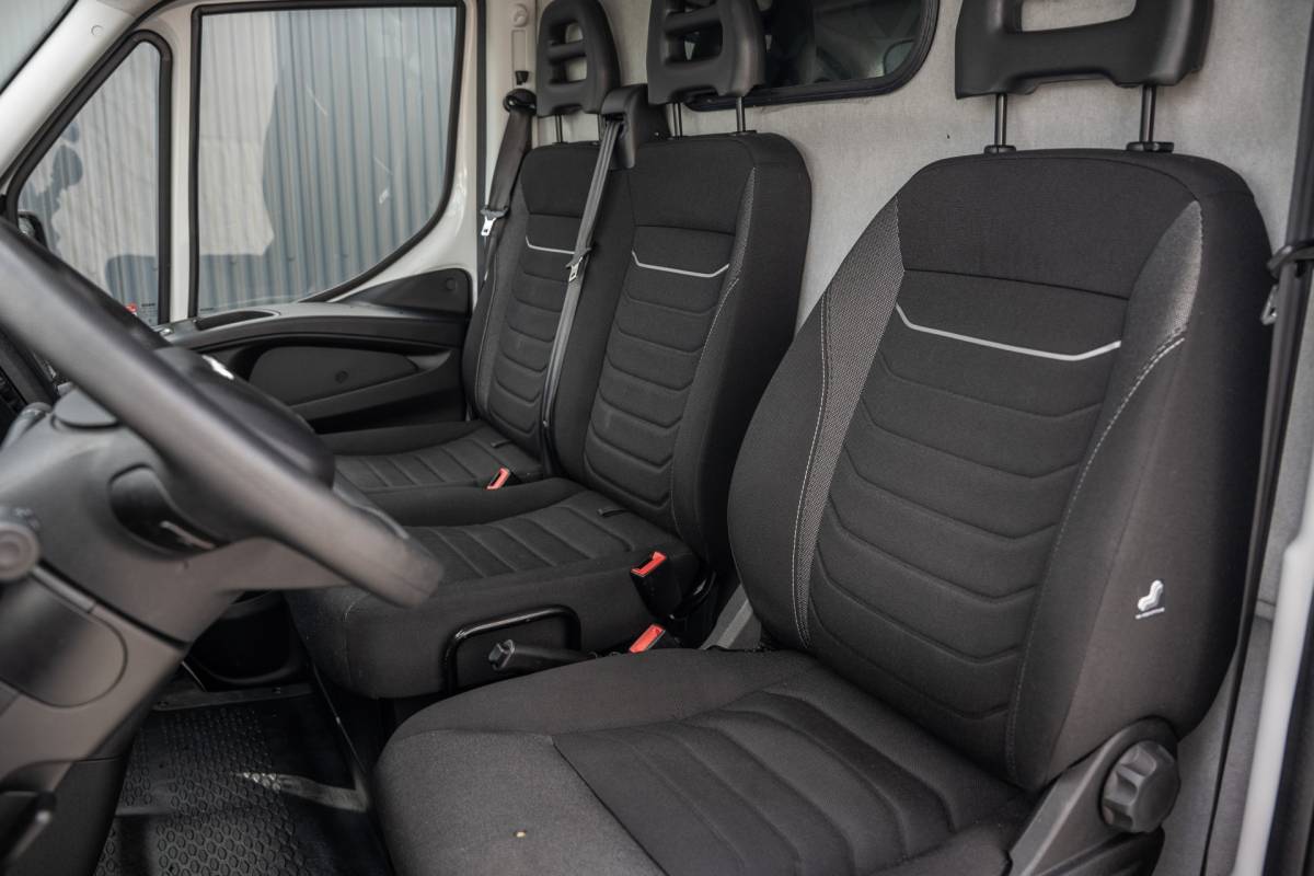 Iveco Daily Iveco Daily 35S16 | L4H2 | 157 PK | 3-Zits | Airco | Parkeersensoren