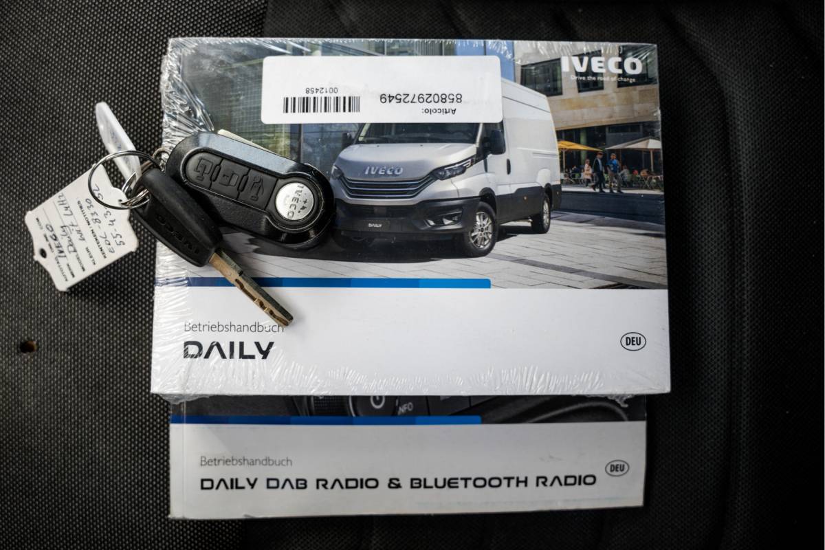 Iveco Daily Iveco Daily 35S16 | L4H2 | 157 PK | 3-Zits | Airco | Parkeersensoren