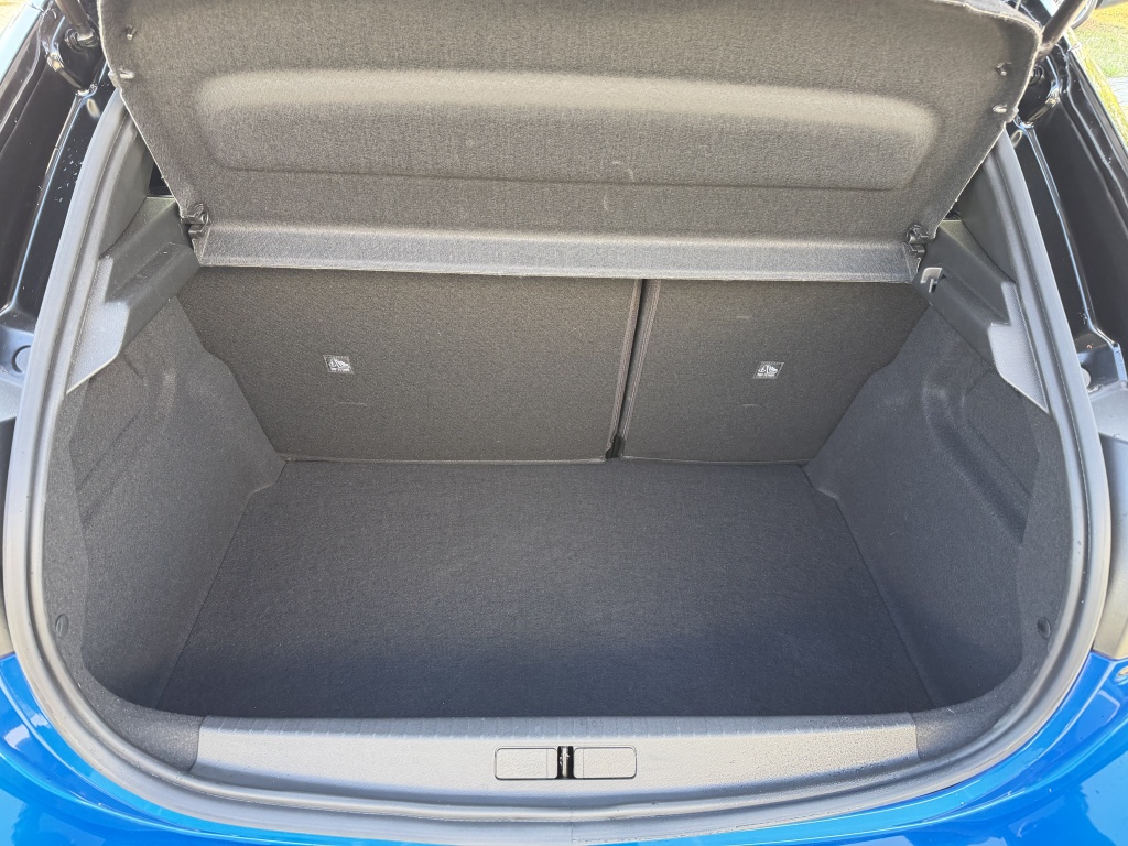 Opel Corsa Opel Corsa 1.2 T Yes