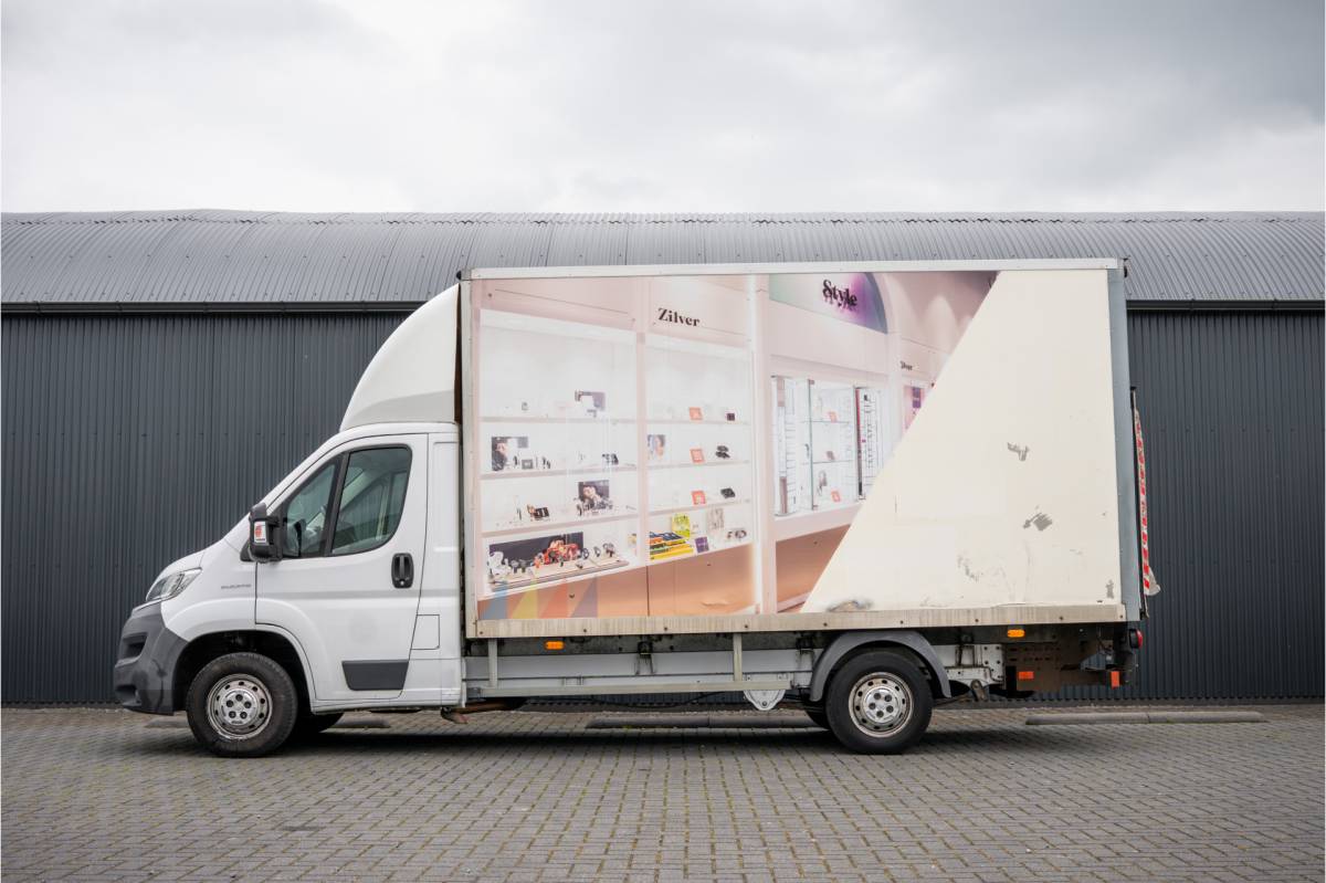 Fiat Ducato Fiat Ducato 130 Multijet 2.3 D L3H2 | 3-Zits | Bakwagen met laadklep | LED | Cruise | Airco