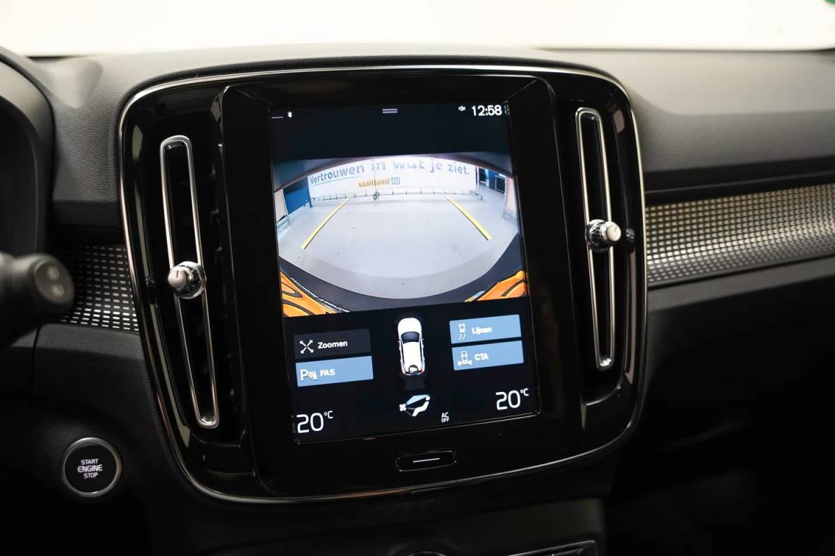 Volvo XC40 Volvo XC40 1.5 T5 Recharge R-Design [ Leder/Alcantara Apple/Android Trekhaak ]