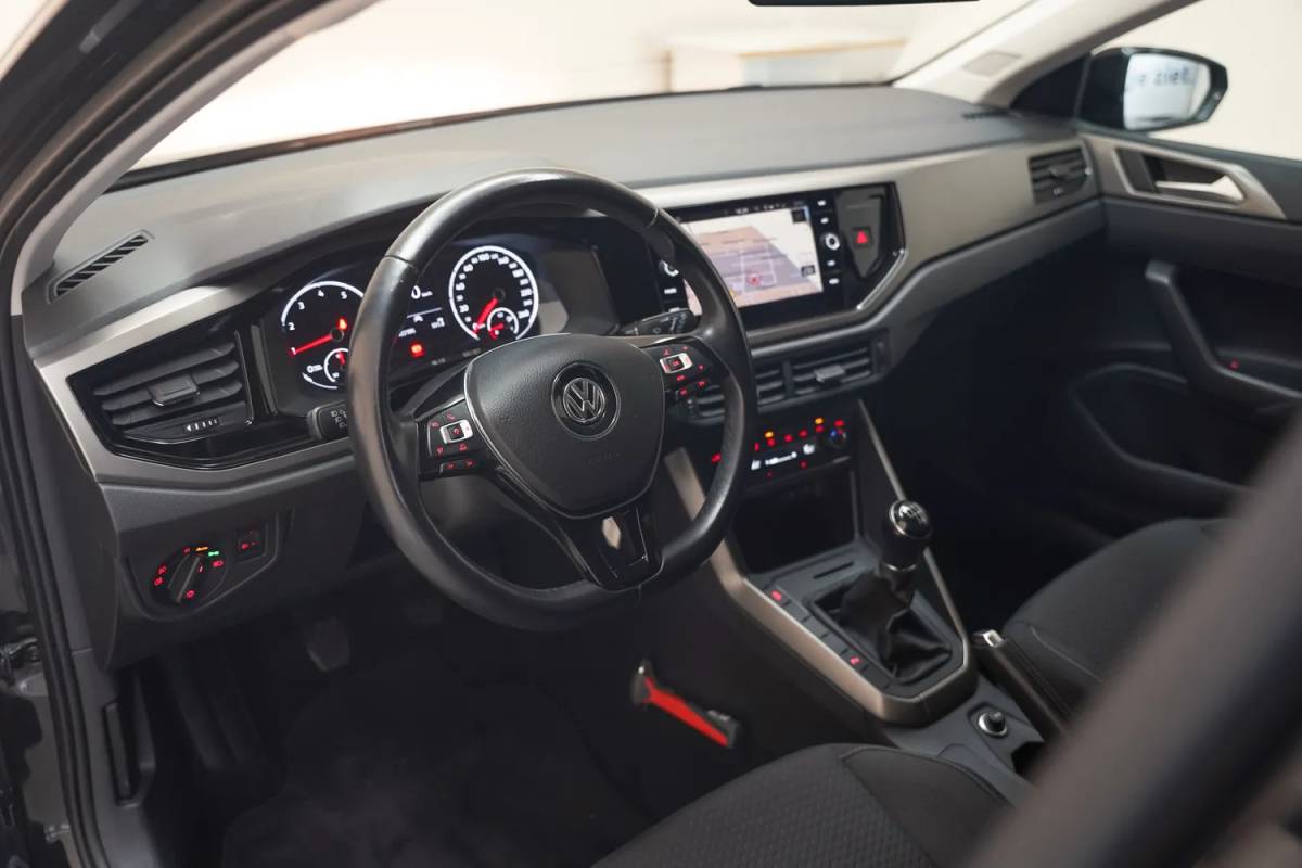 Volkswagen Polo Volkswagen Polo 1.0 TSI Comfortline [ Navi Apple/Android Climate ]