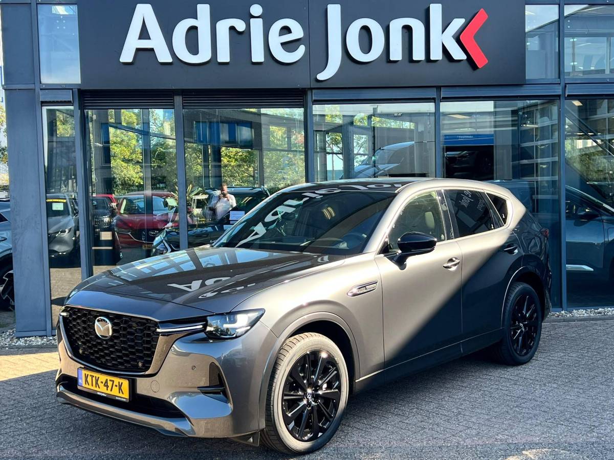 Mazda CX-60 Mazda CX-60 2.5 e-SkyActiv PHEV Homura Plus | PANORAMA DAK | NIEUW 26km!!!! | 6 JR GARANTIE | € 14.000,- VOORDEEL | MEEST LUXE UITVOERING |
