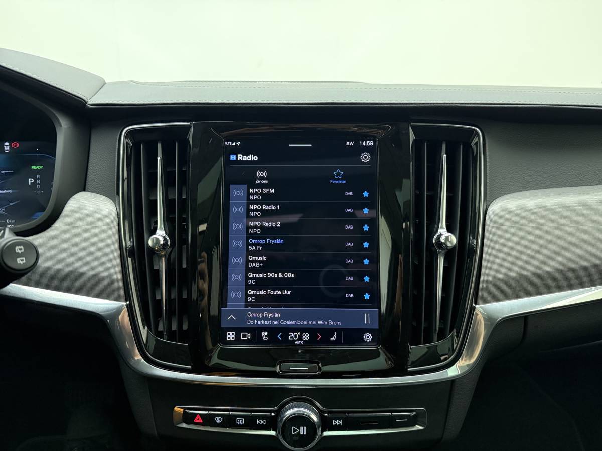 Volvo V90 Volvo V90 T8 AWD 455pk Ultra Dark Panorama dak / HUD / 360 camera / Stoel/- stuurverwarming /
