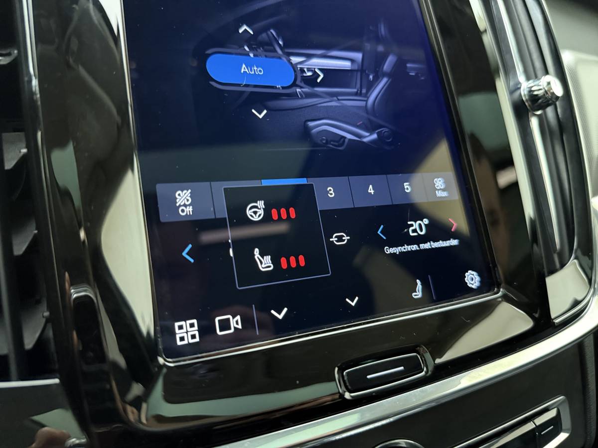 Volvo V90 Volvo V90 T8 AWD 455pk Ultra Dark Panorama dak / HUD / 360 camera / Stoel/- stuurverwarming /