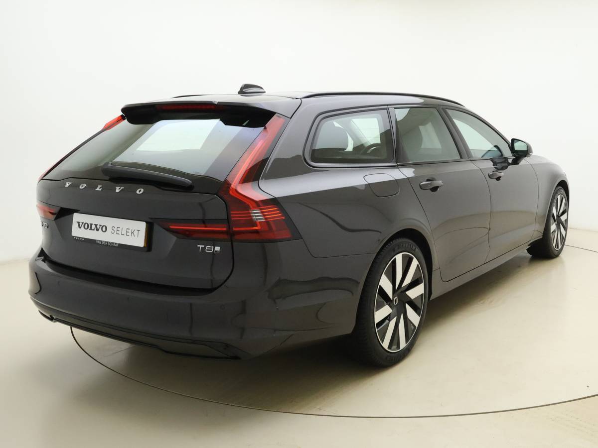 Volvo V90 Volvo V90 T8 AWD 455pk Ultra Dark Panorama dak / HUD / 360 camera / Stoel/- stuurverwarming /