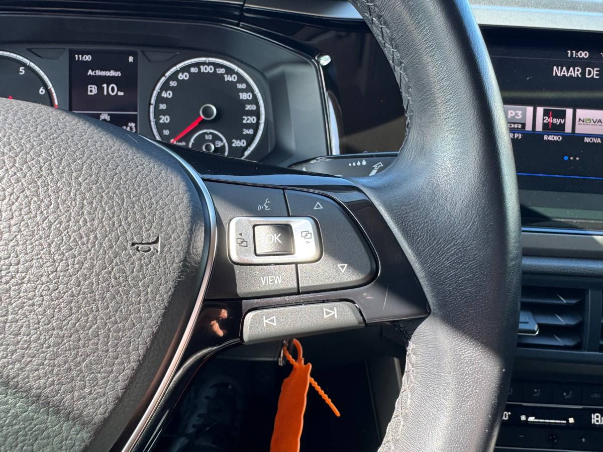 Volkswagen Polo Volkswagen Polo 1.0 TSI DSG 95 PK APPLE CARPLAY Clima Stoelverw.