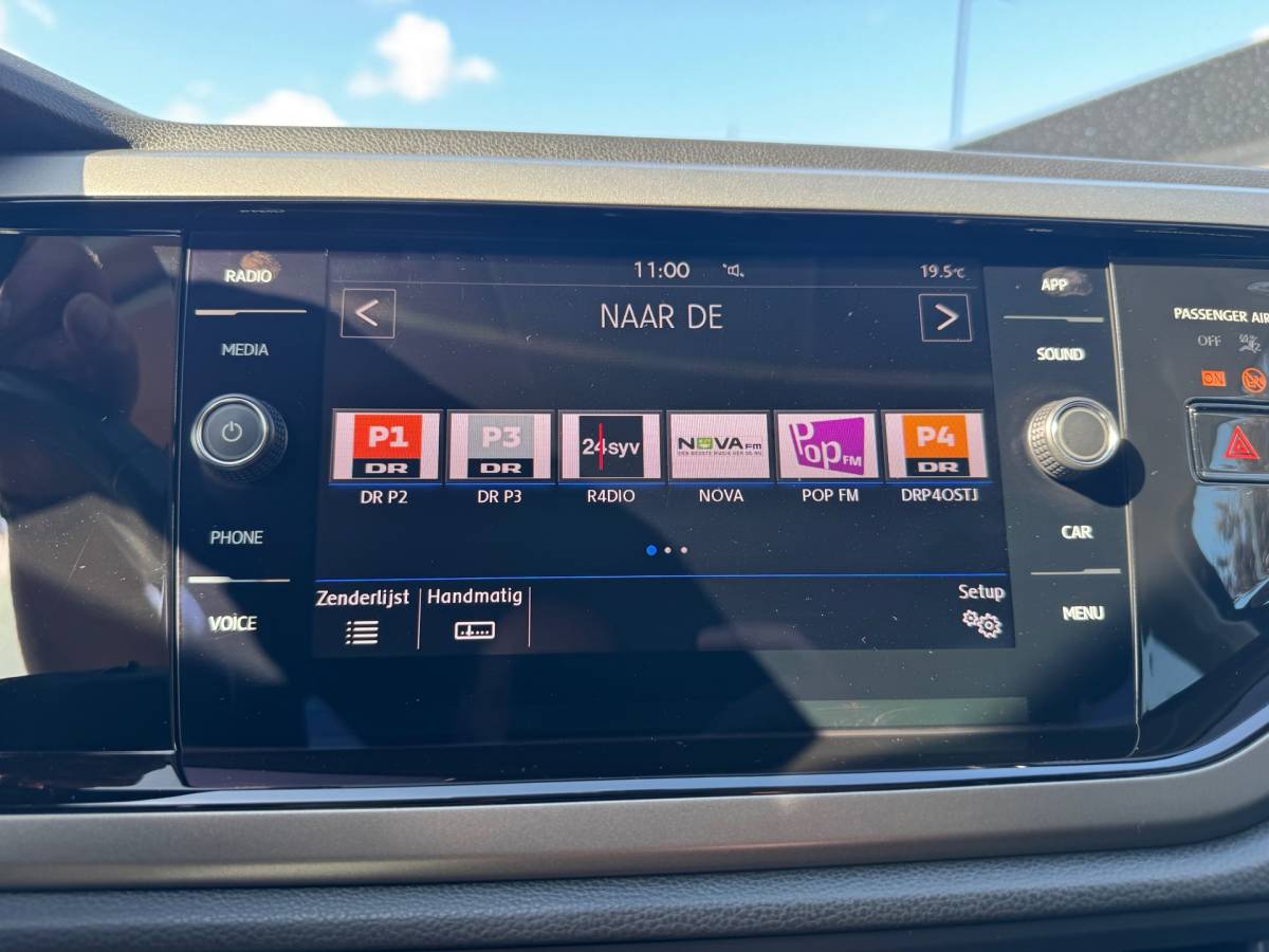 Volkswagen Polo Volkswagen Polo 1.0 TSI DSG 95 PK APPLE CARPLAY Clima Stoelverw.