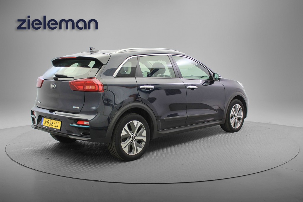 Kia e-Niro Kia Niro E-Niro DynamicLine 64 kWh – Carplay, Camera, Half Leer, Stoelverw.