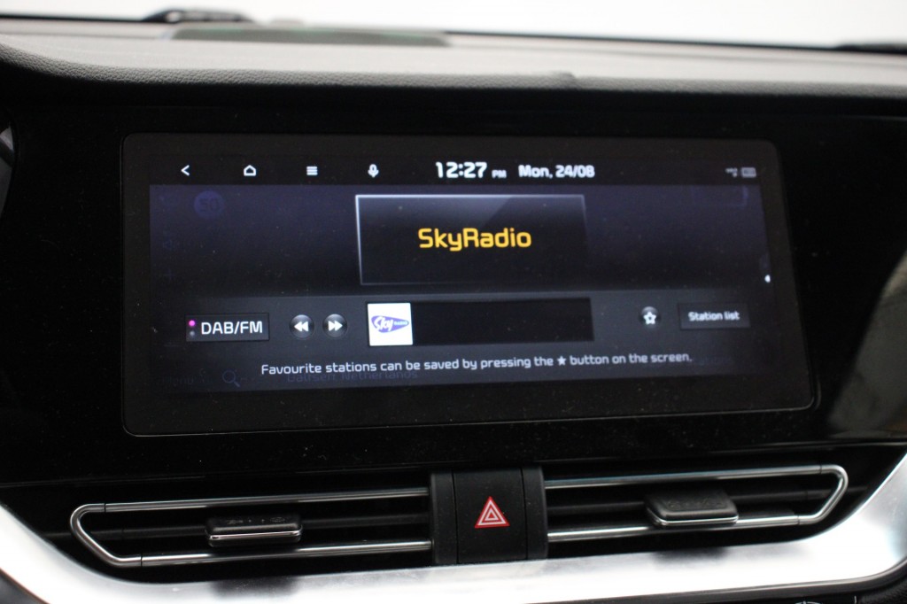 Kia e-Niro Kia Niro E-Niro DynamicLine 64 kWh – Carplay, Camera, Half Leer, Stoelverw.