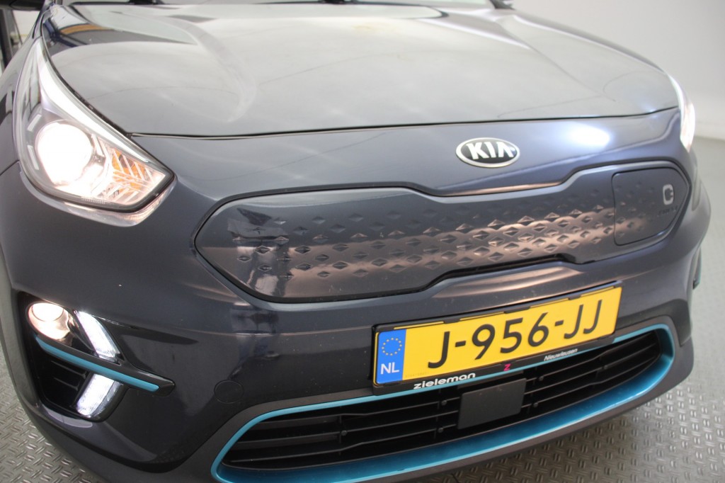 Kia e-Niro Kia Niro E-Niro DynamicLine 64 kWh – Carplay, Camera, Half Leer, Stoelverw.