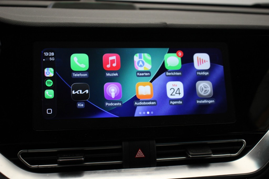 Kia e-Niro Kia Niro E-Niro DynamicLine 64 kWh – Carplay, Camera, Half Leer, Stoelverw.