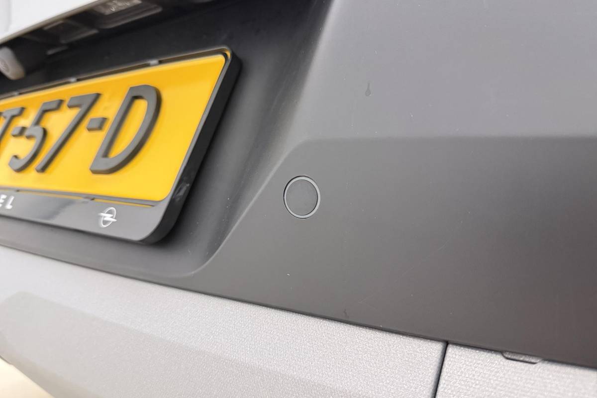 Opel Frontera Opel Frontera Electric GS 44 kWh 1-Fase | Navigatie | Achteruitrijcamera | Climate control | Cruise control | Zwart dak | Lichtmetalen velgen | Extra getint glas