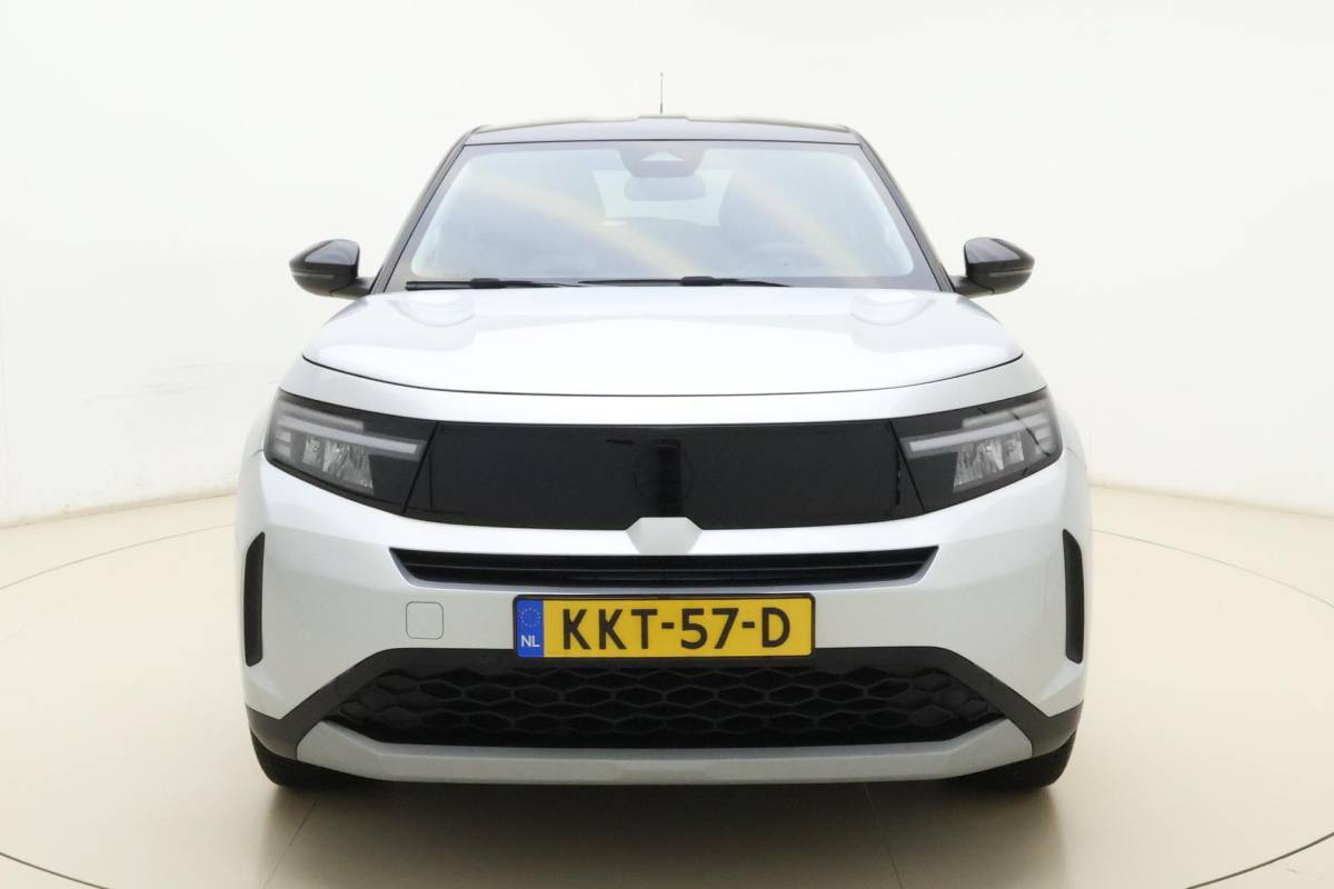 Opel Frontera Opel Frontera Electric GS 44 kWh 1-Fase | Navigatie | Achteruitrijcamera | Climate control | Cruise control | Zwart dak | Lichtmetalen velgen | Extra getint glas