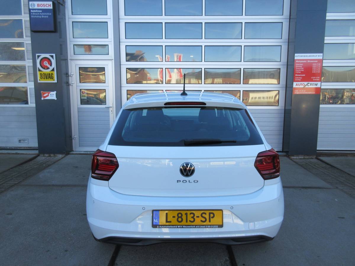 Volkswagen Polo Volkswagen Polo 1.0 TSI Comfortline Business / Clima / PDC / Navi