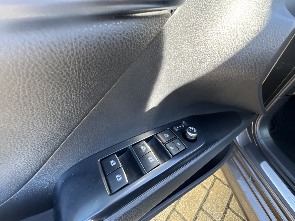 Toyota Camry Toyota Camry 2.5 Hybrid Business Intro Leer