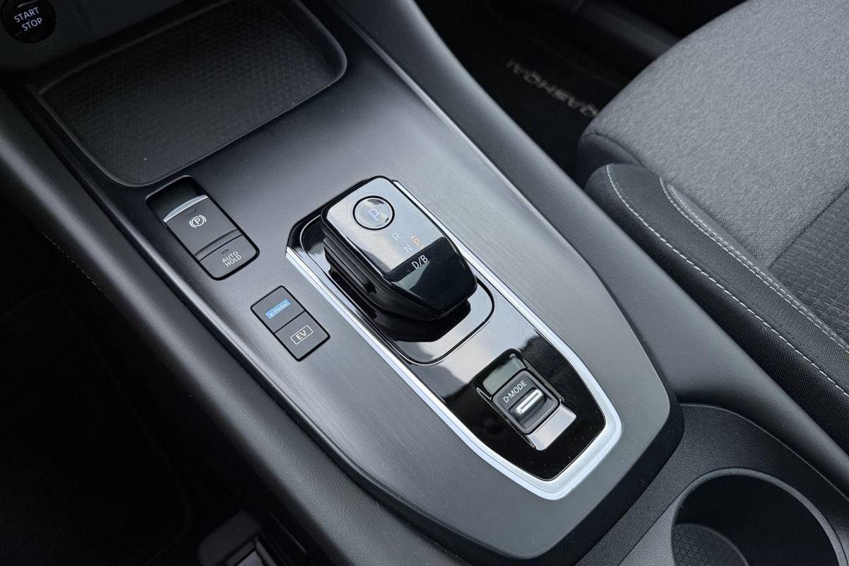 Nissan QASHQAI Nissan Qashqai 1.5 e-Power N-Connecta | Panoramadak | Navigatie | Climate Control | camera | Keyless entry en start