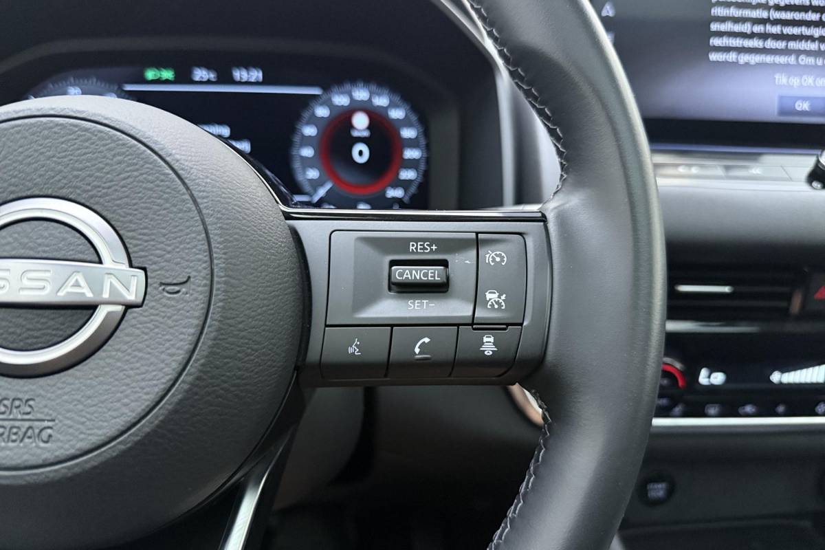 Nissan QASHQAI Nissan Qashqai 1.5 e-Power N-Connecta | Panoramadak | Navigatie | Climate Control | camera | Keyless entry en start