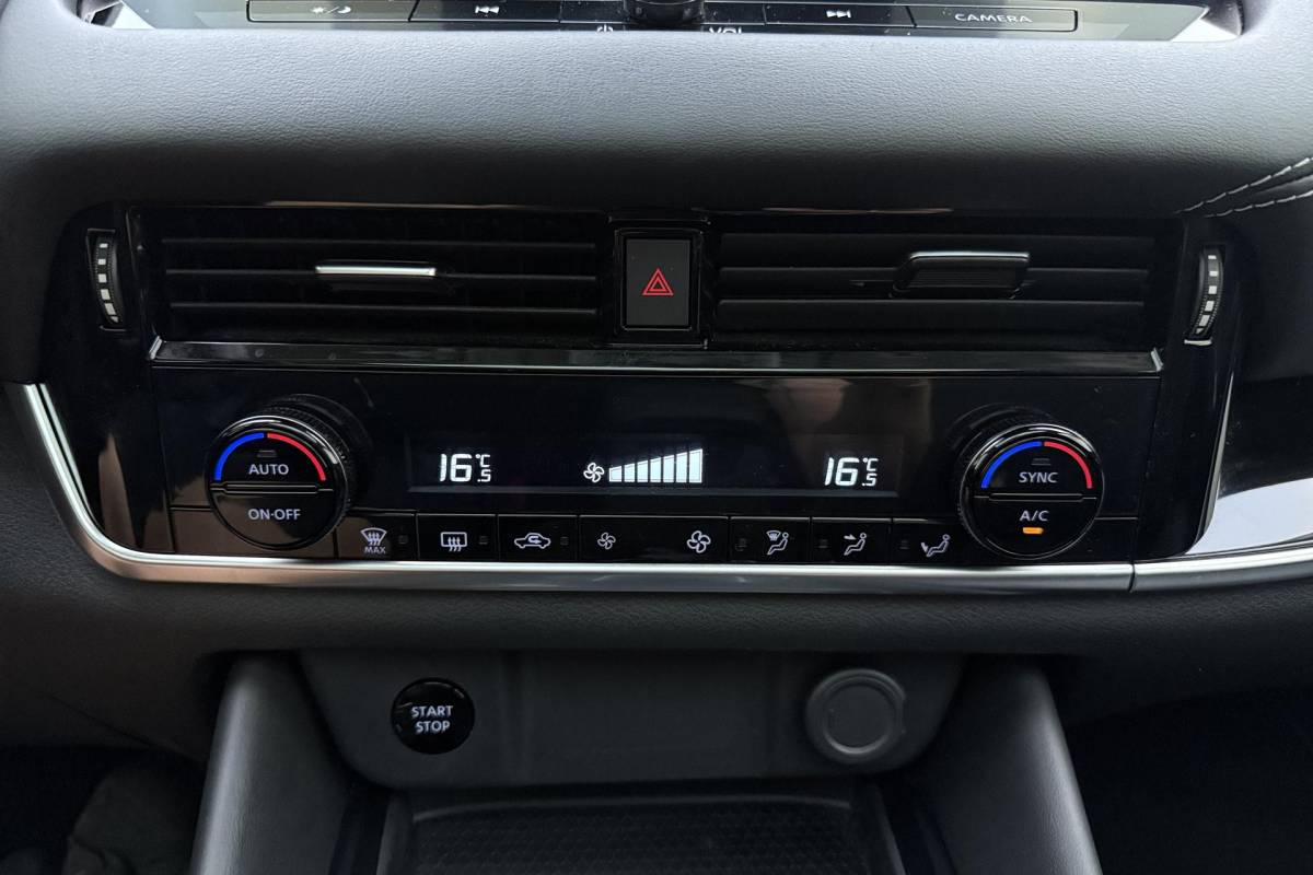 Nissan QASHQAI Nissan Qashqai 1.5 e-Power N-Connecta | Panoramadak | Navigatie | Climate Control | camera | Keyless entry en start