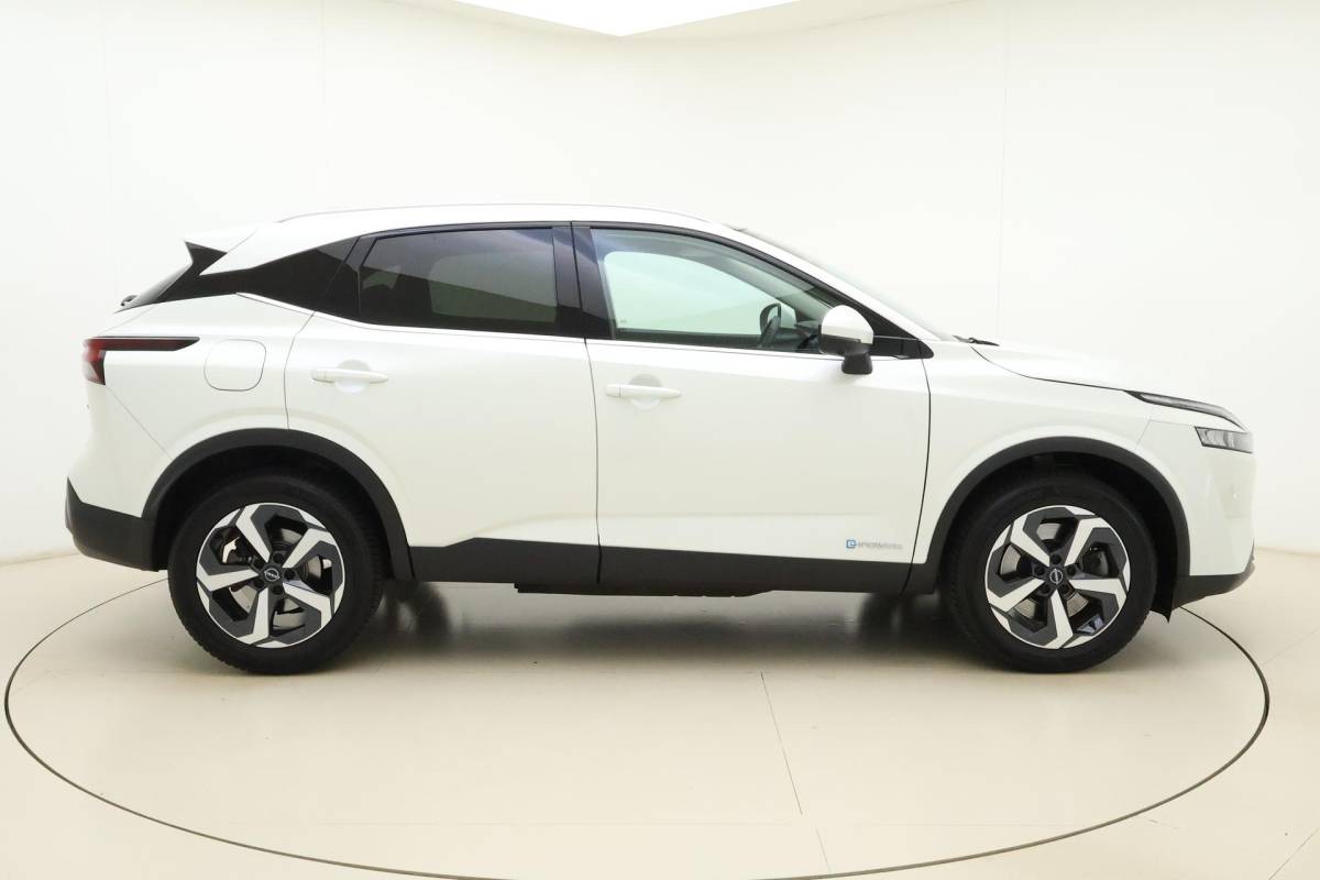 Nissan QASHQAI Nissan Qashqai 1.5 e-Power N-Connecta | Panoramadak | Navigatie | Climate Control | camera | Keyless entry en start