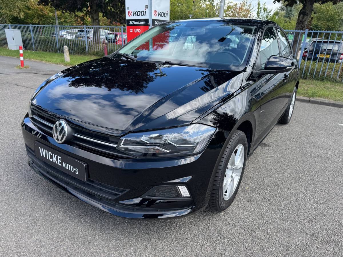 Volkswagen Polo Volkswagen POLO 1.0 MPI Comfortline Business PDC Airco