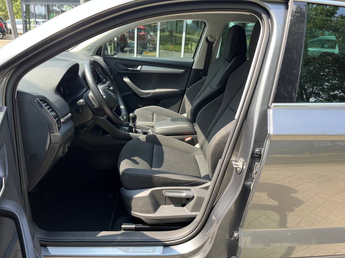 Škoda Karoq ŠKODA Karoq 1.5 TSI ACT Business Edition | CAM | CARPLAY | CLIMA | CRUISE | DAB | PDC V&A | VIRTUAL COCKPIT