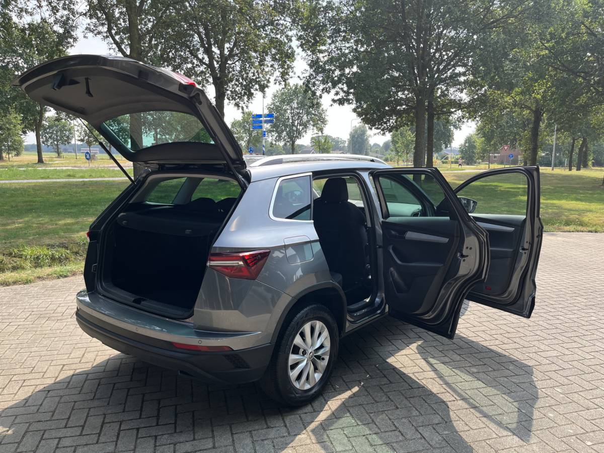 Škoda Karoq ŠKODA Karoq 1.5 TSI ACT Business Edition | CAM | CARPLAY | CLIMA | CRUISE | DAB | PDC V&A | VIRTUAL COCKPIT
