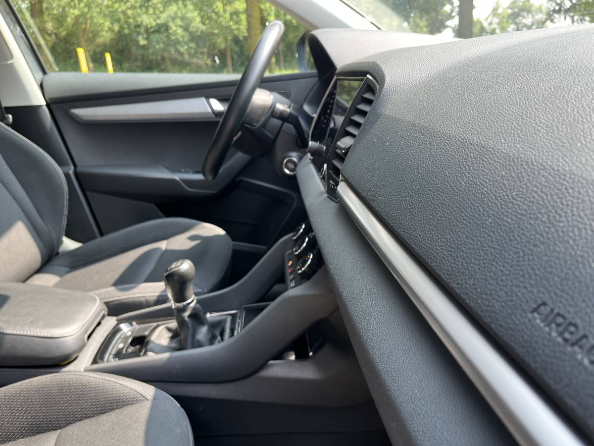 Škoda Karoq ŠKODA Karoq 1.5 TSI ACT Business Edition | CAM | CARPLAY | CLIMA | CRUISE | DAB | PDC V&A | VIRTUAL COCKPIT
