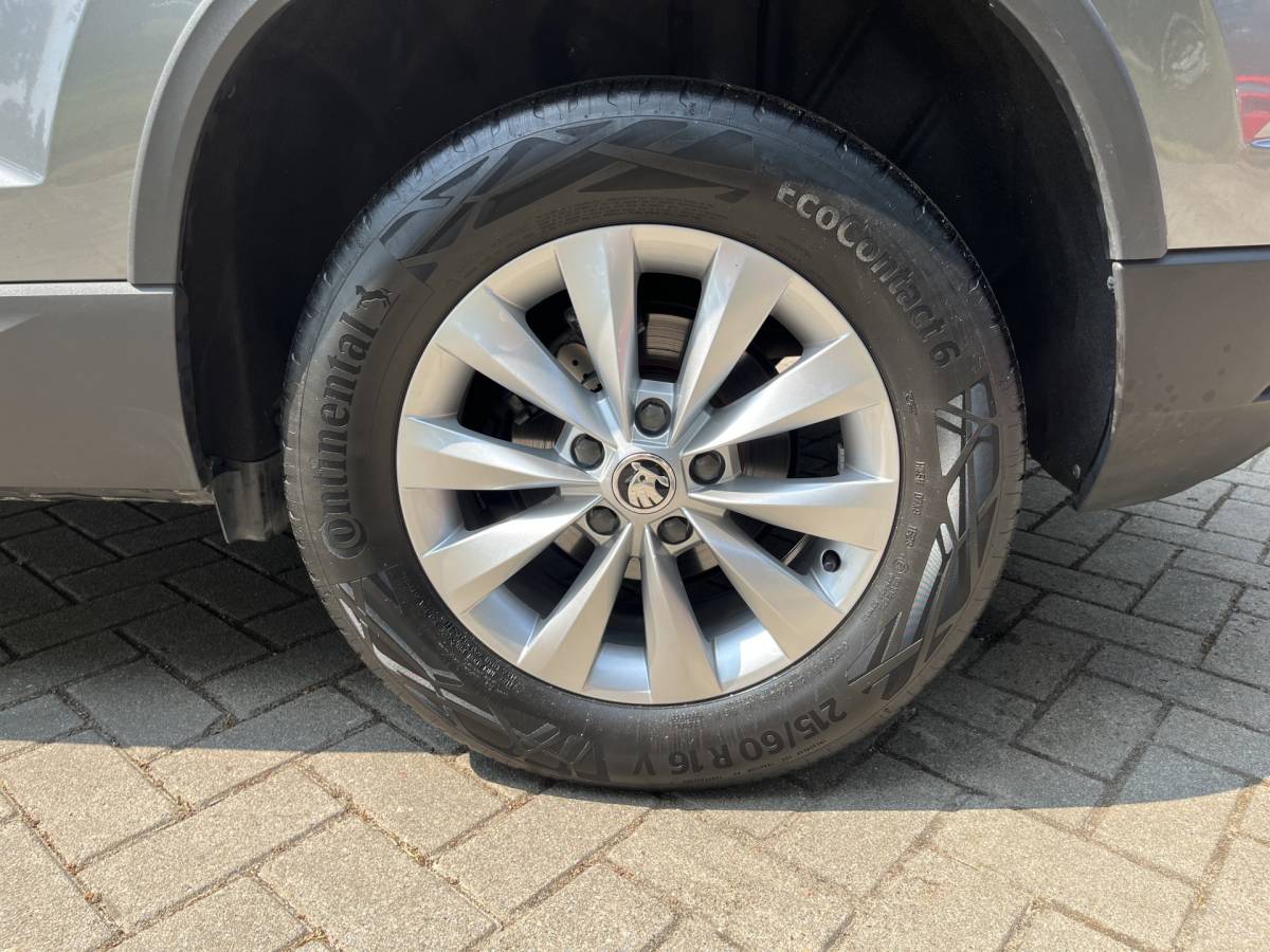Škoda Karoq ŠKODA Karoq 1.5 TSI ACT Business Edition | CAM | CARPLAY | CLIMA | CRUISE | DAB | PDC V&A | VIRTUAL COCKPIT
