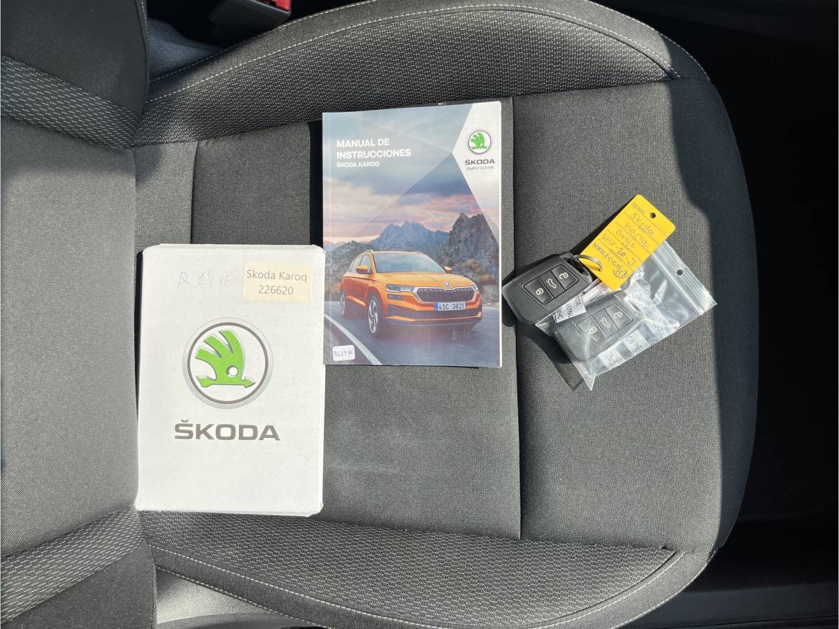 Škoda Karoq ŠKODA Karoq 1.5 TSI ACT Business Edition | CAM | CARPLAY | CLIMA | CRUISE | DAB | PDC V&A | VIRTUAL COCKPIT