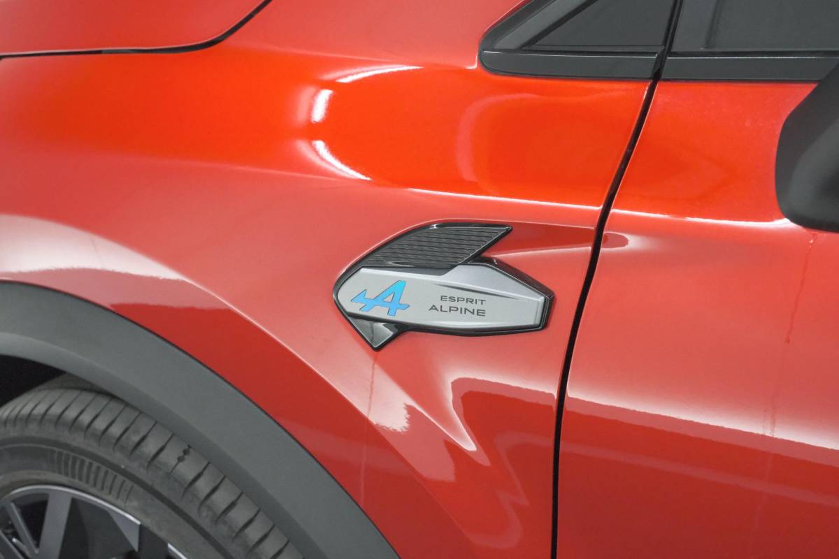Renault Captur Renault Captur 1.8 E-Tech full hybrid 160 esprit Alpine | Adaptieve Cruise Control | 360 Camera | Navigatie