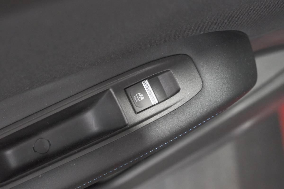 Renault Captur Renault Captur 1.8 E-Tech full hybrid 160 esprit Alpine | Adaptieve Cruise Control | 360 Camera | Navigatie
