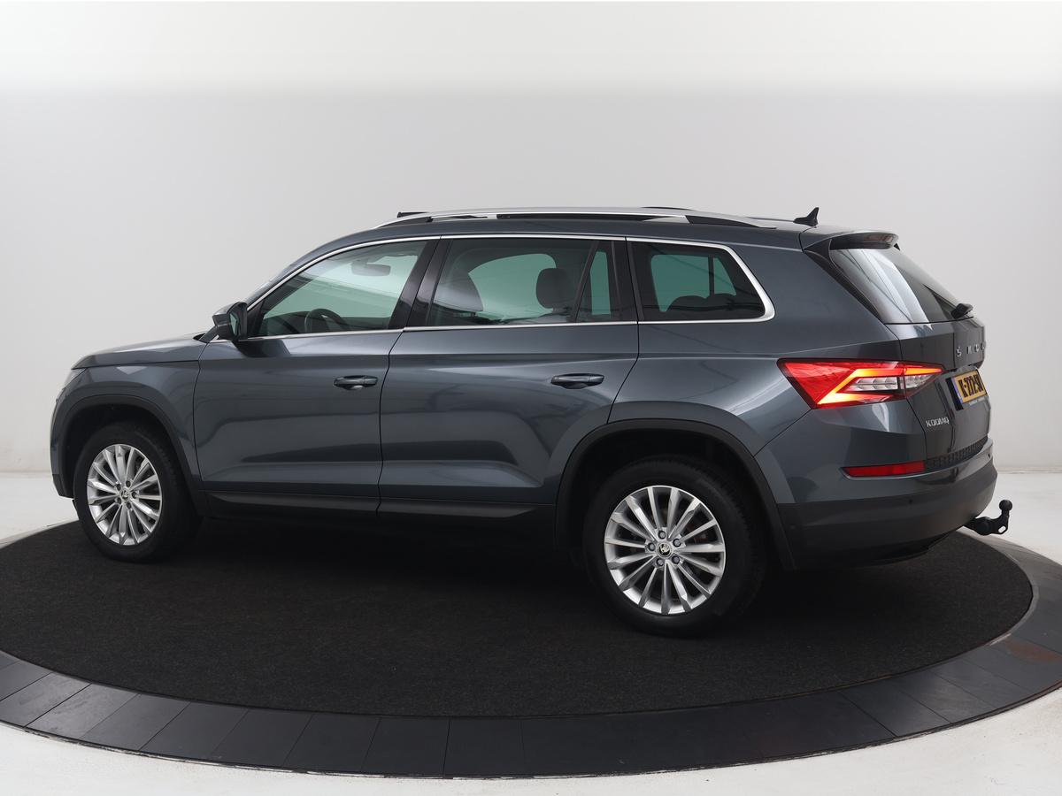 Škoda Kodiaq Skoda Kodiaq 1.5 TSI Business Edition Plus | Panoramadak | Trekhaak | Leder | Memory | Adaptive cruise | 360 camera | Carplay | Sfeerverlichting | Canton sound | Full LED