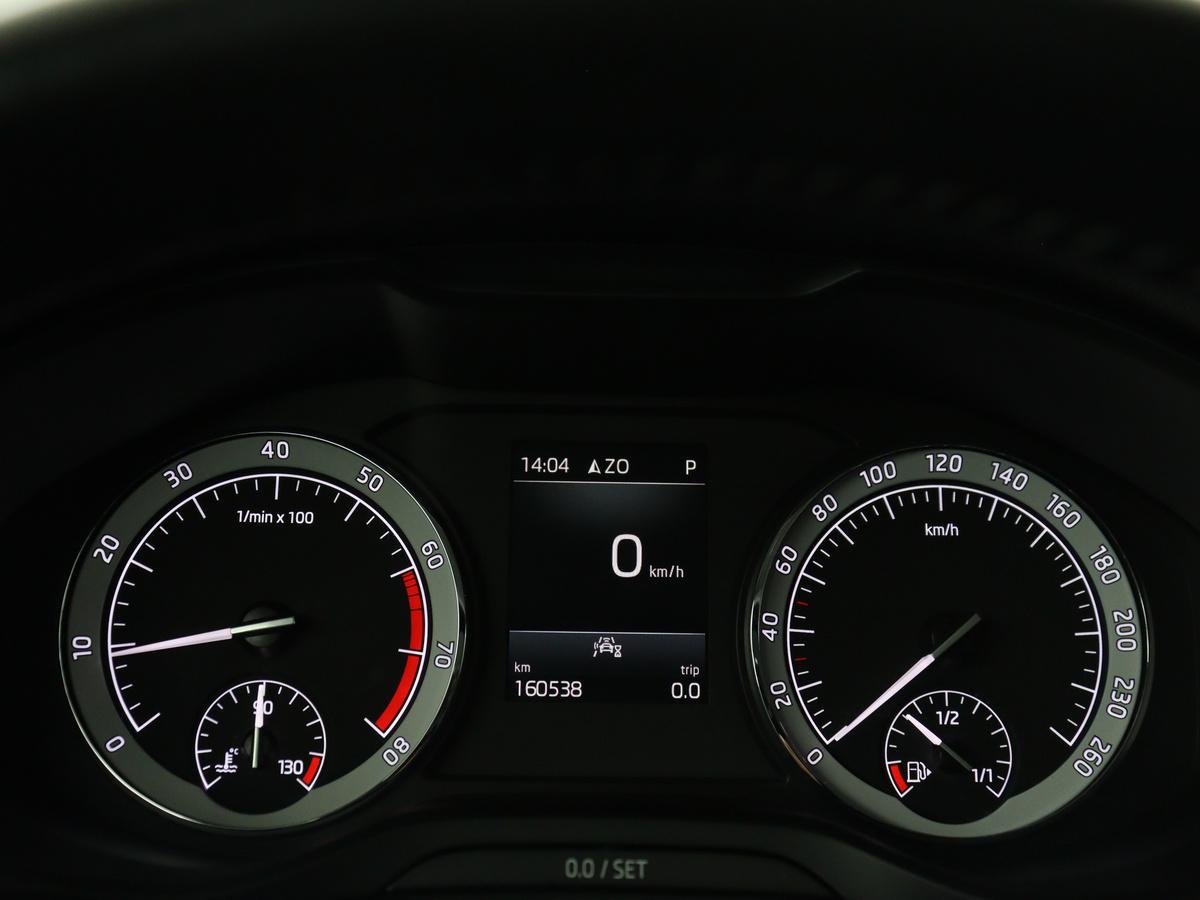 Škoda Kodiaq Skoda Kodiaq 1.5 TSI Business Edition Plus | Panoramadak | Trekhaak | Leder | Memory | Adaptive cruise | 360 camera | Carplay | Sfeerverlichting | Canton sound | Full LED