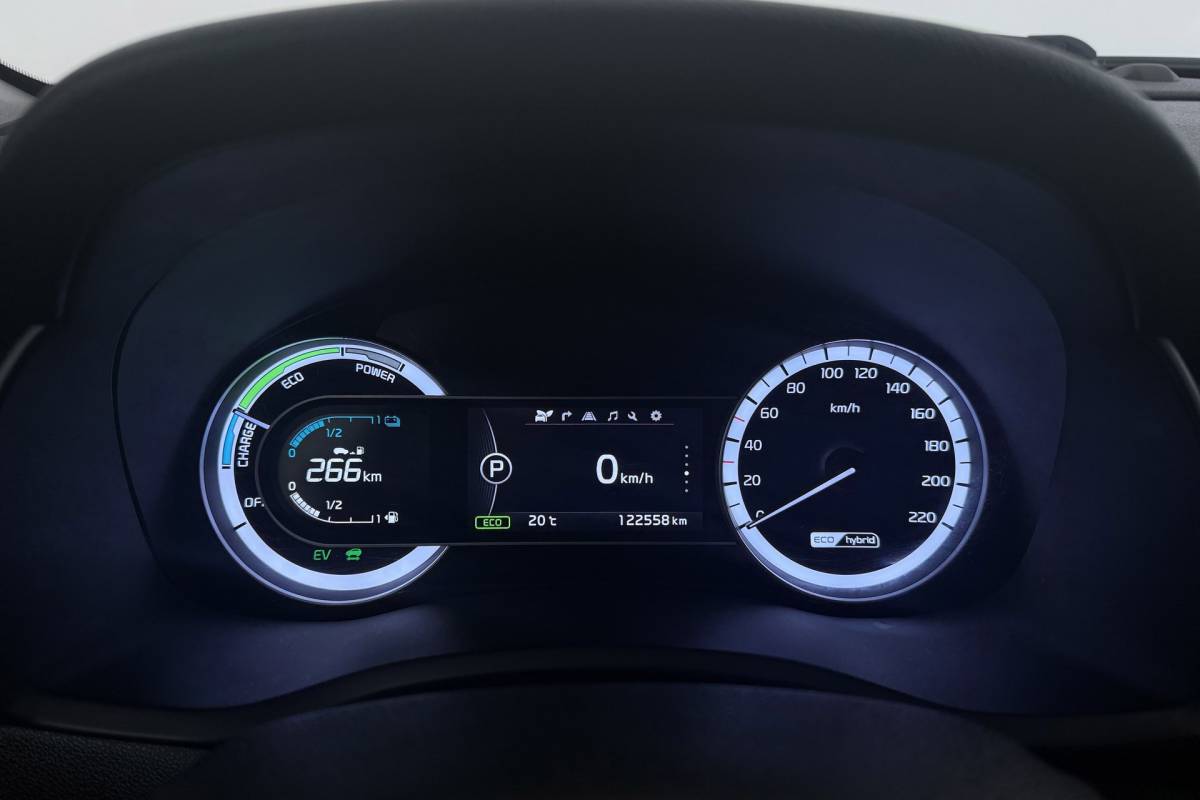 Kia Niro Kia Niro 1.6 GDi Hybrid DynamicLine | Camera | CarPlay | Navigatie | Volledig Ond. | 18″ Velgen |