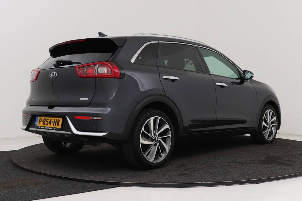 Kia Niro Kia Niro 1.6 GDi Hybrid DynamicLine | Camera | CarPlay | Navigatie | Volledig Ond. | 18″ Velgen |