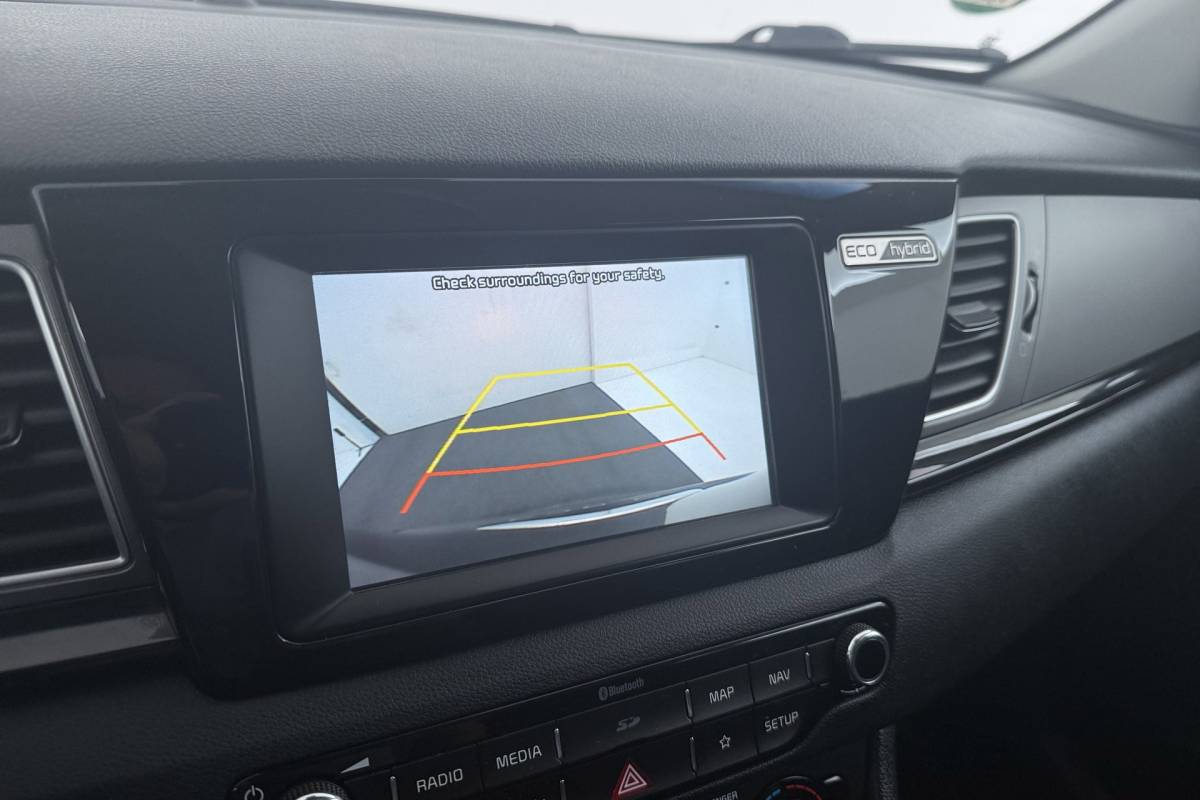 Kia Niro Kia Niro 1.6 GDi Hybrid DynamicLine | Camera | CarPlay | Navigatie | Volledig Ond. | 18″ Velgen |