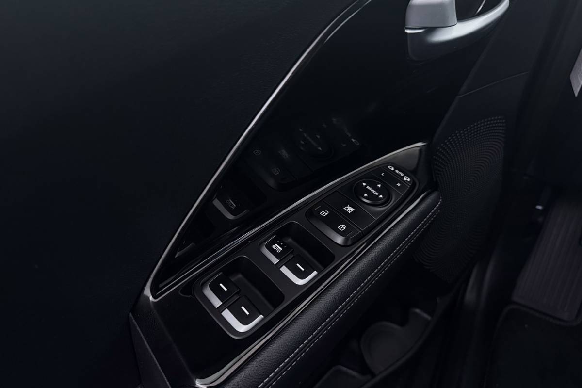 Kia Niro Kia Niro 1.6 GDi Hybrid DynamicLine | Camera | CarPlay | Navigatie | Volledig Ond. | 18″ Velgen |