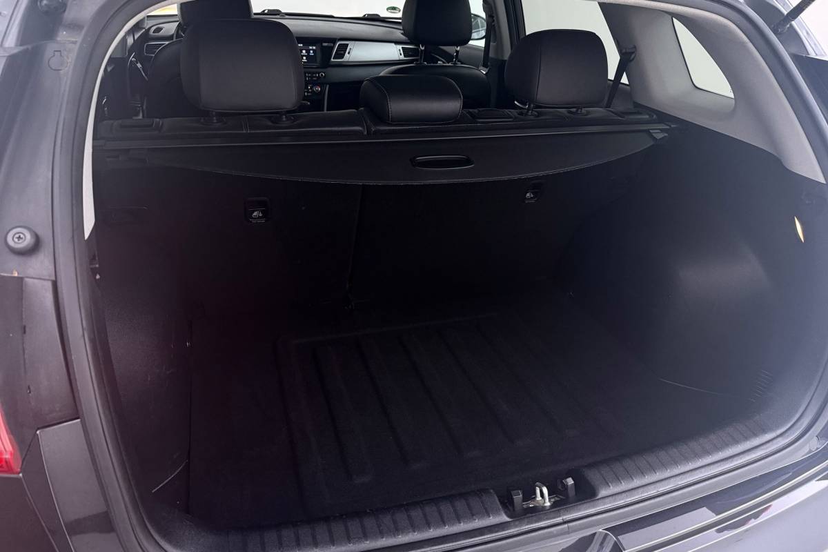 Kia Niro Kia Niro 1.6 GDi Hybrid DynamicLine | Camera | CarPlay | Navigatie | Volledig Ond. | 18″ Velgen |